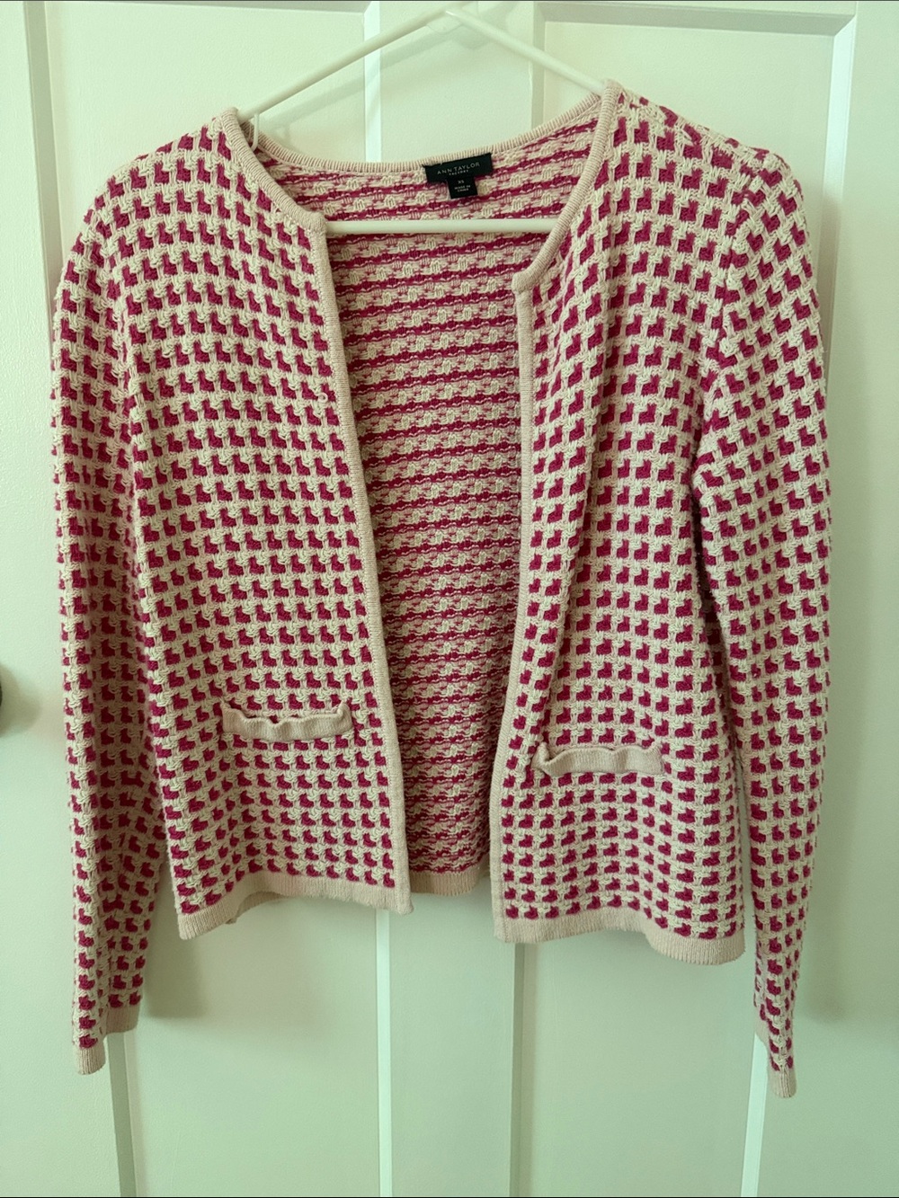 Ann Taylor Pink Patterned Open-Front Women’s Cardigan Sweater